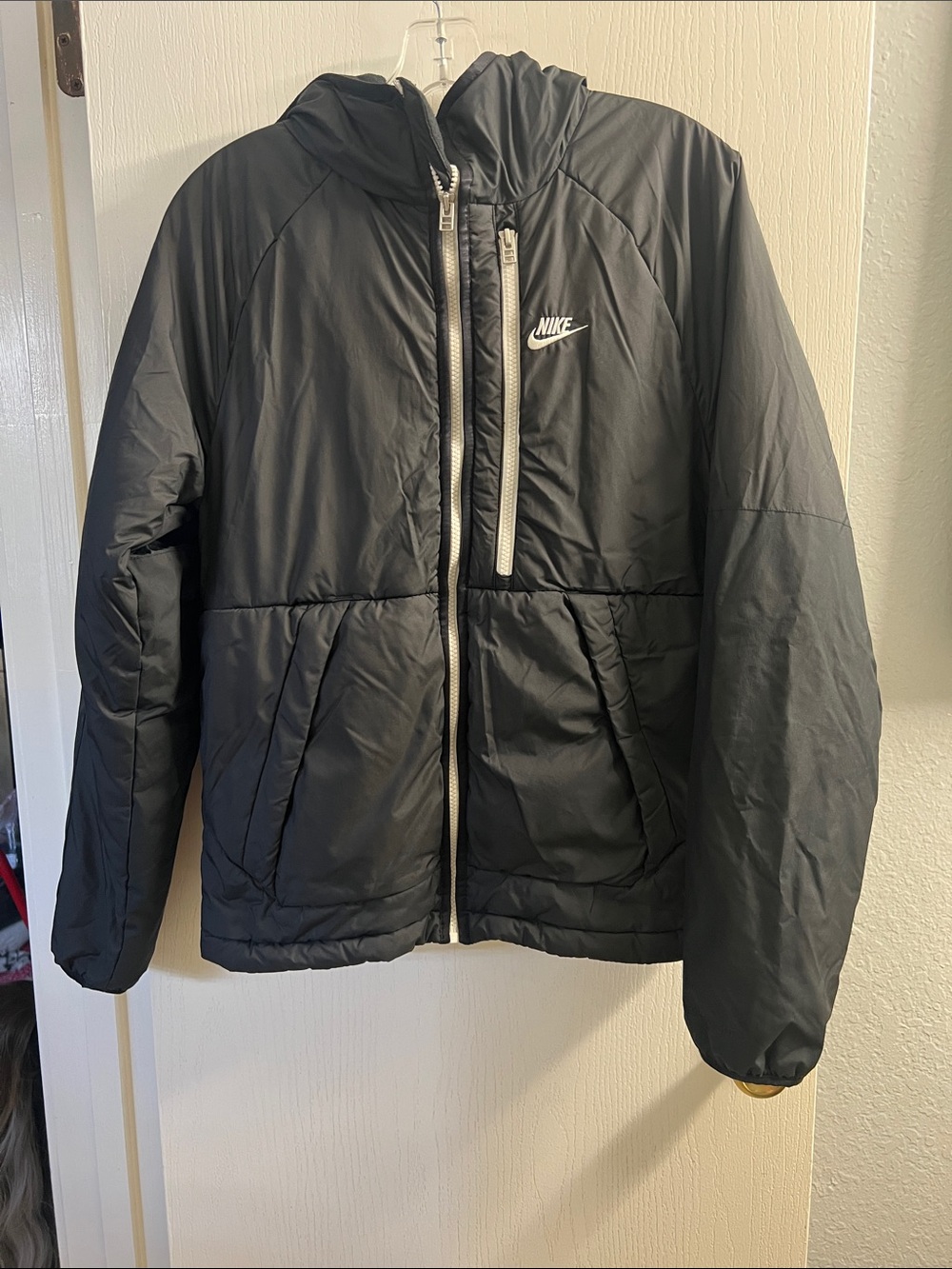 Nike Black and White Therma-Fit Jacket Label Detail